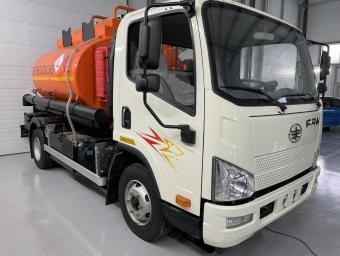 Автотопливозаправщик faw ca1066